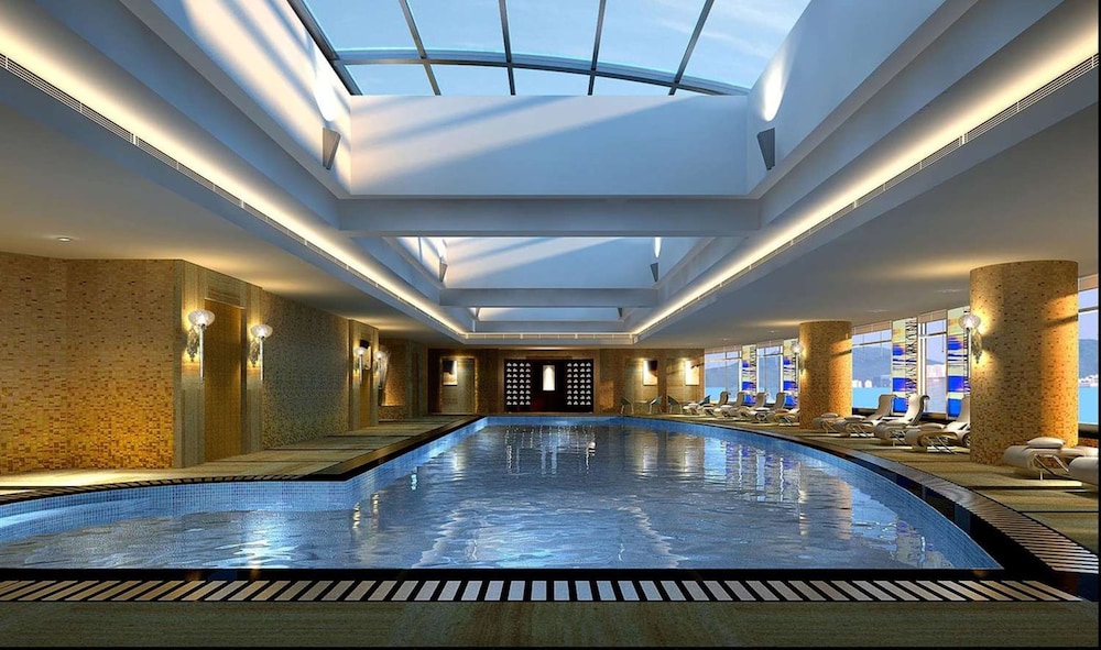 Swissotel Grand Shanghai 24/47