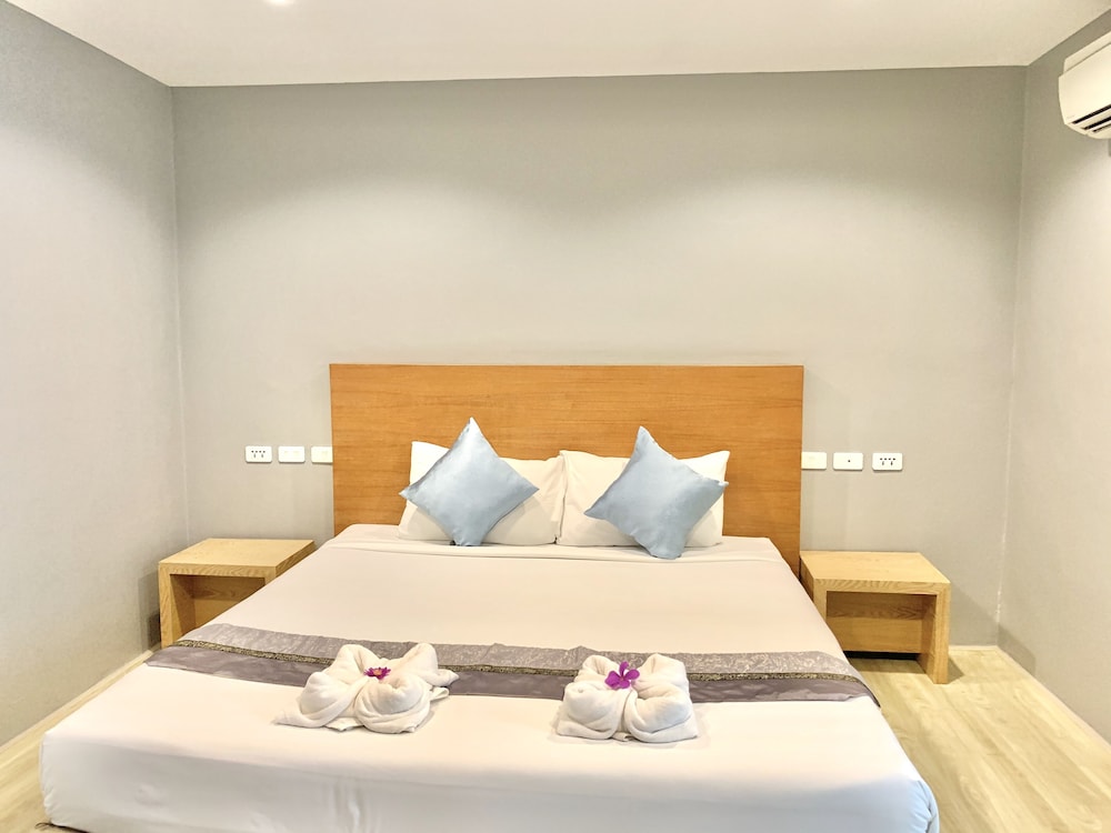 Behind the Scene Hotel Club At Samui 15/62