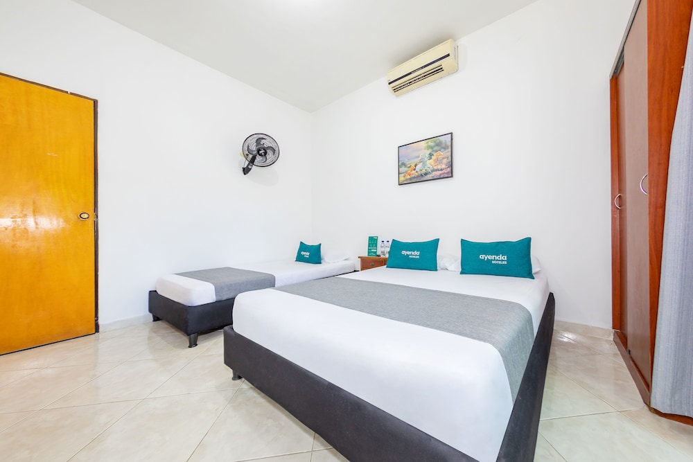 ROOM, TRIPLE