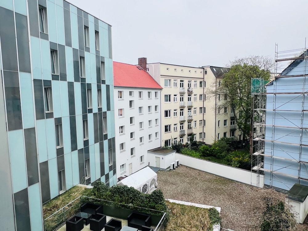 Mercure Hamburg Mitte 6/76