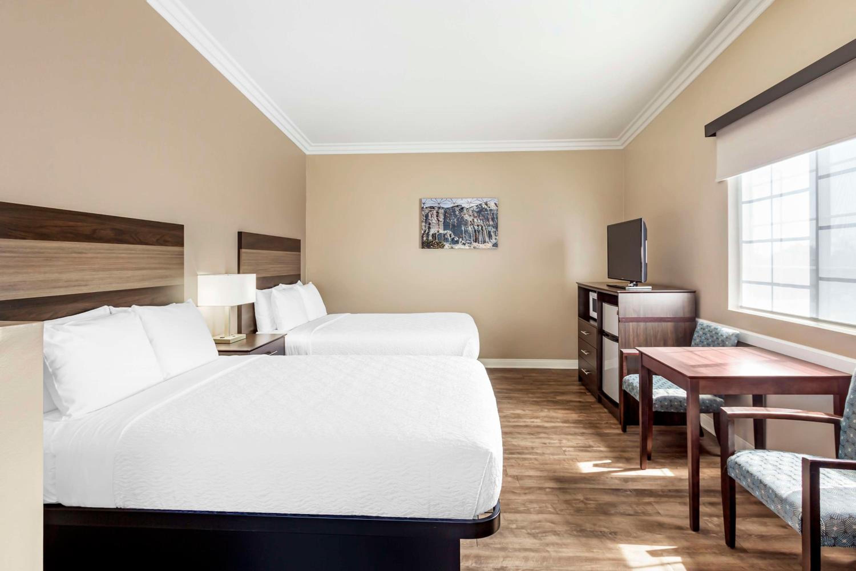 Upstairs, Suite, 2 Queen Beds