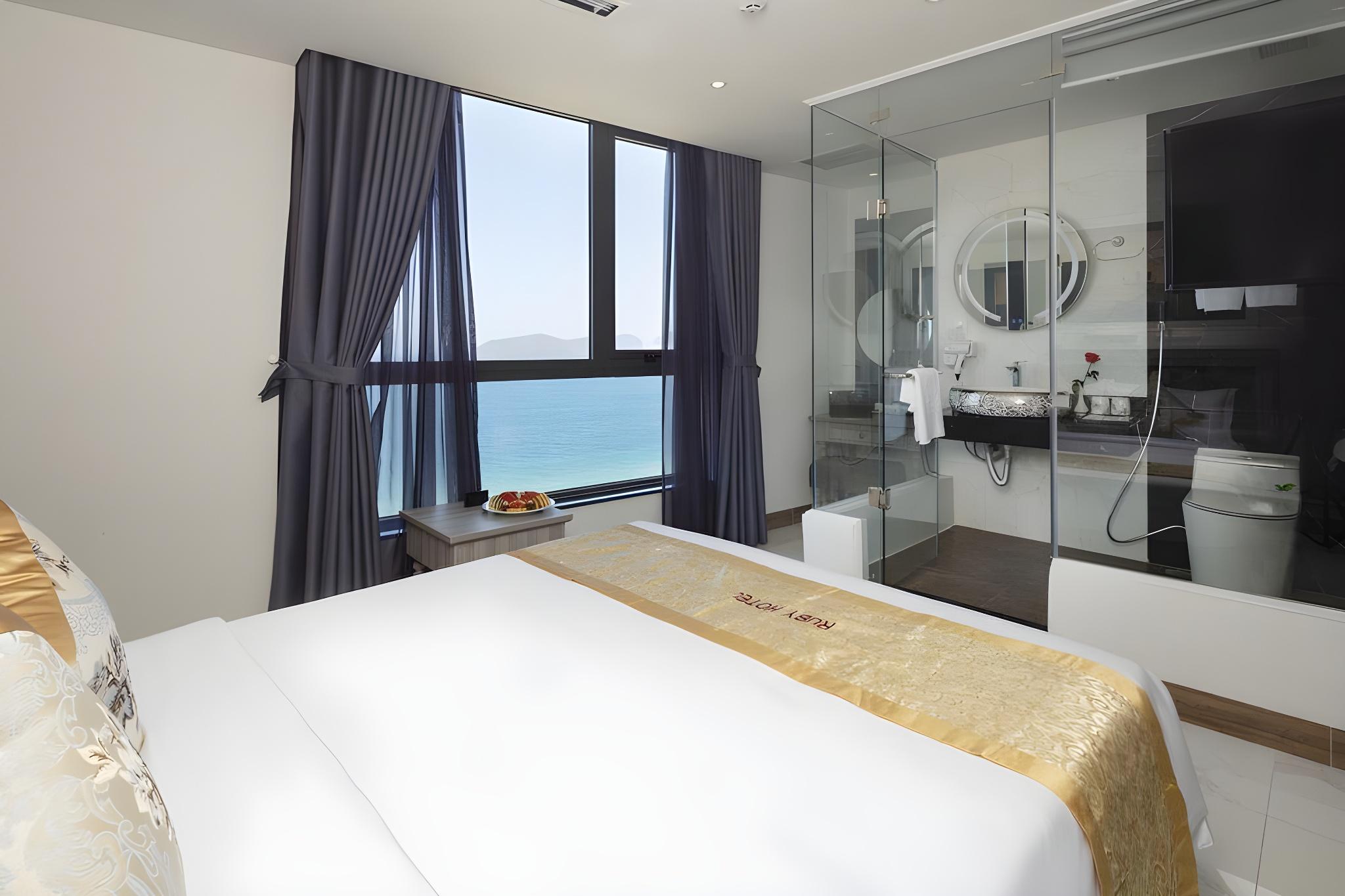 Signature, Double or Twin Bed, Ocean View