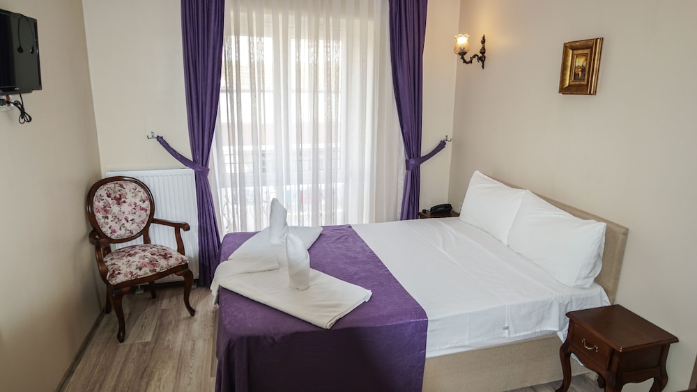Petit Boutique Hotel 13/46