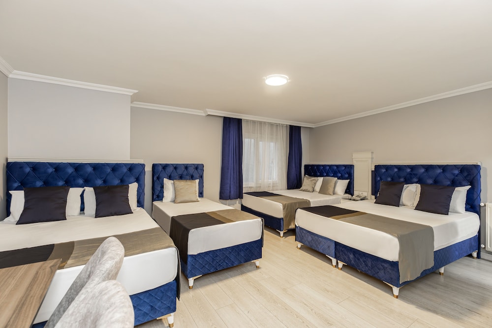 Sirkeci Family Hotel 14/34