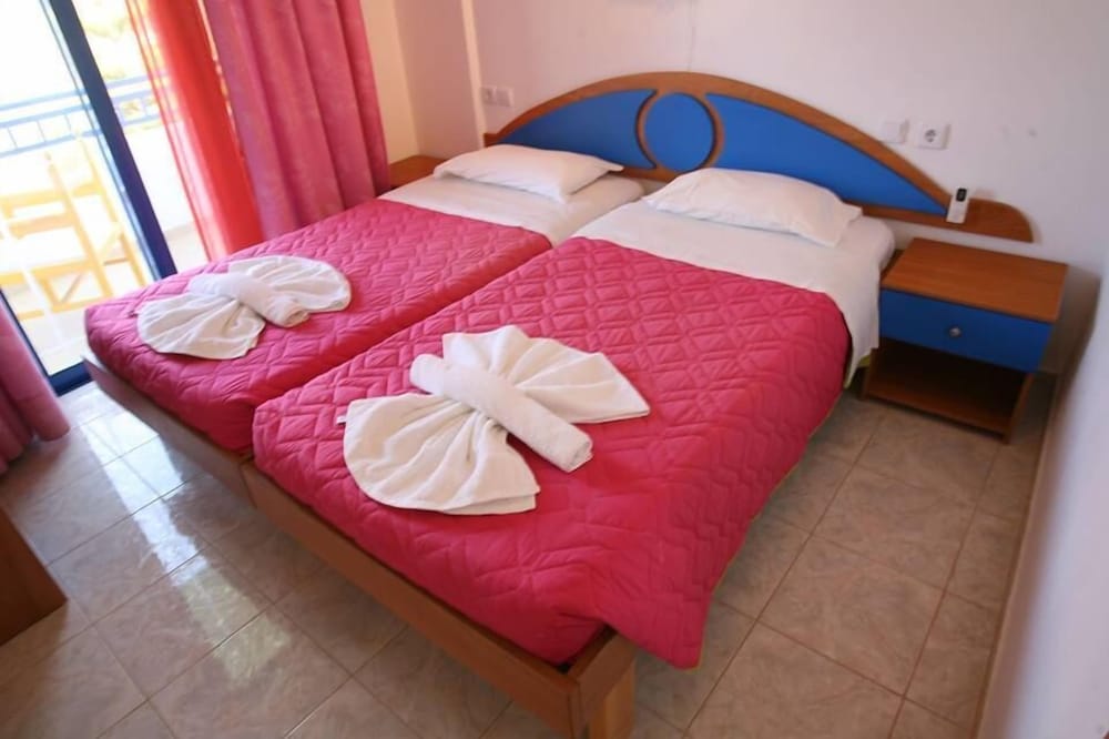 Nitsas Hotel Apartments 13/54