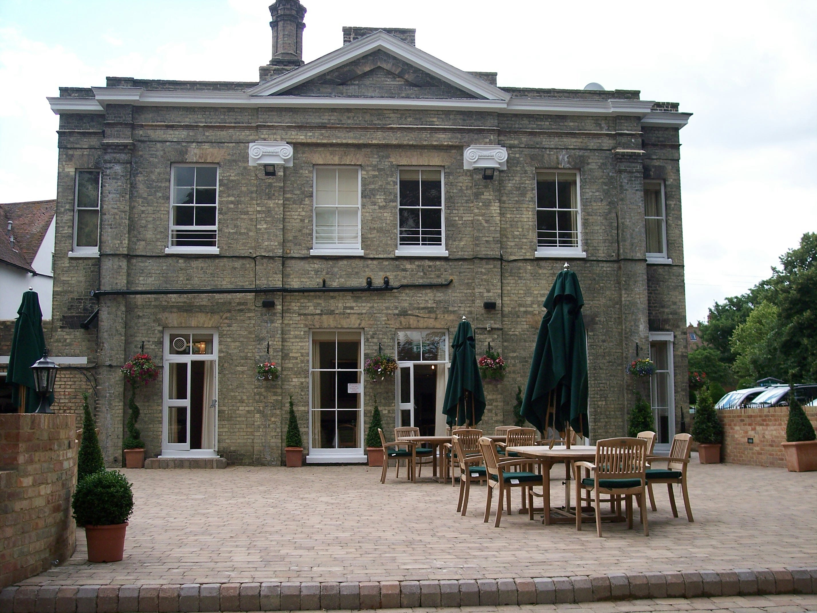 Banyers House 2/50