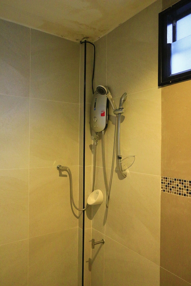 Azz Hotel 43/43