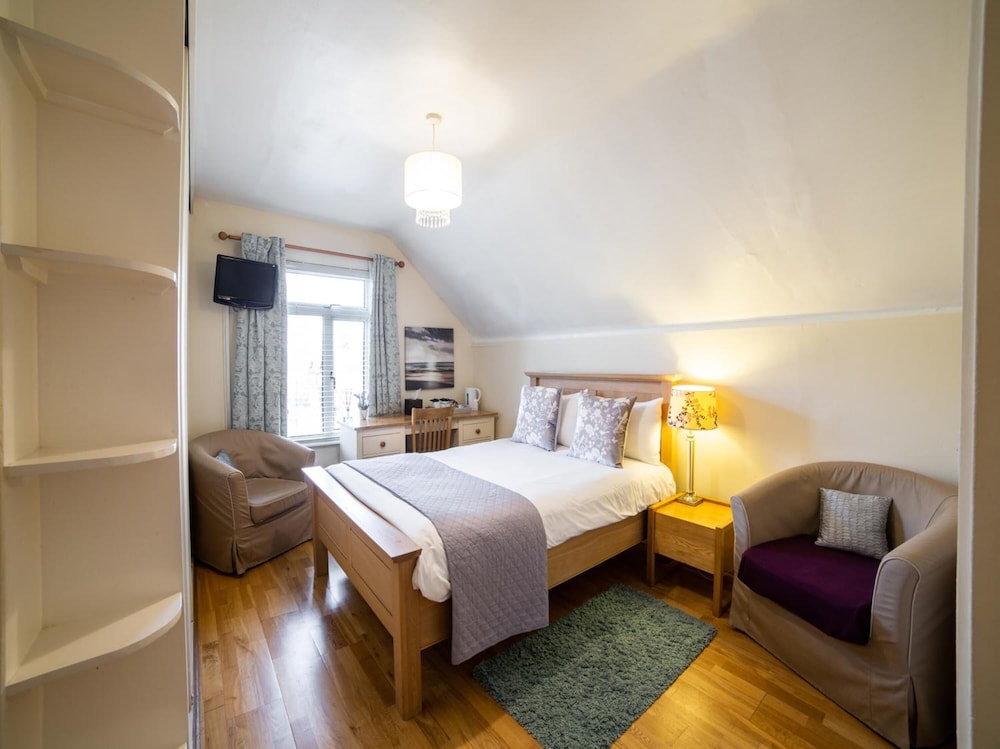 OYO Lina Guest House 17/49