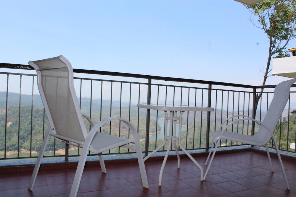 Ragamaya Resort Spa Munnar 25/47