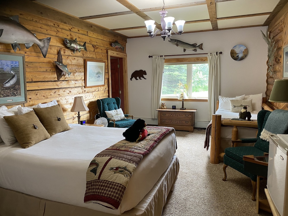 Pioneer Ridge Bed &amp; Breakfast Inn 7/24