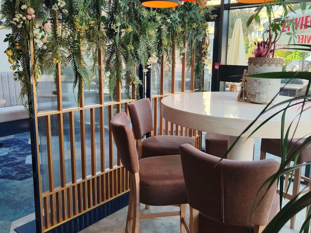 ibis styles Boleslawiec 34/48