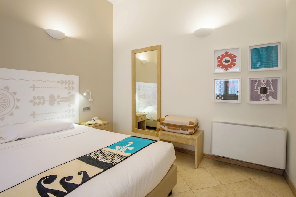 ROOM, DOUBLE OR TWIN BED, GROUND FLOOR, ACCESSIBLE