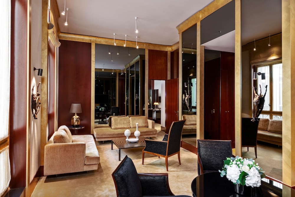 PARK HYATT PARIS VENDOME 46/71