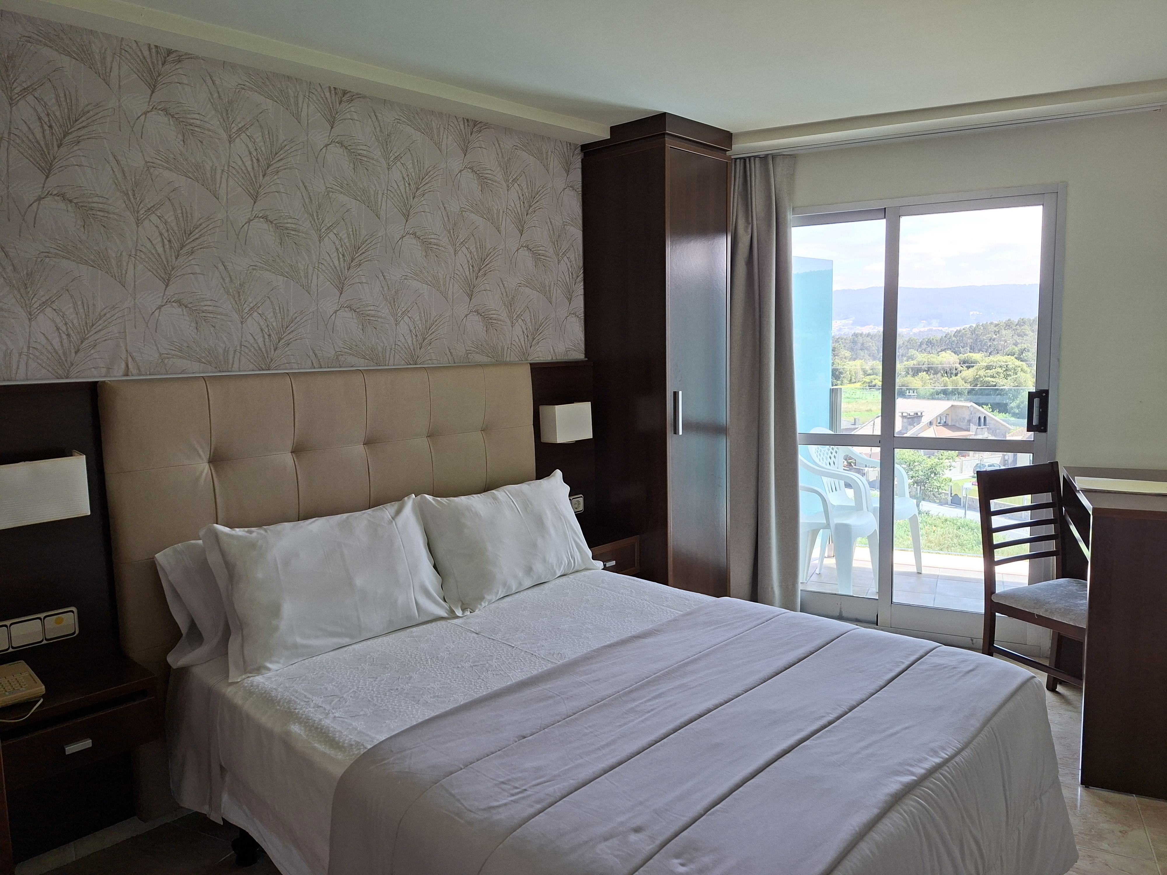 Room, Single