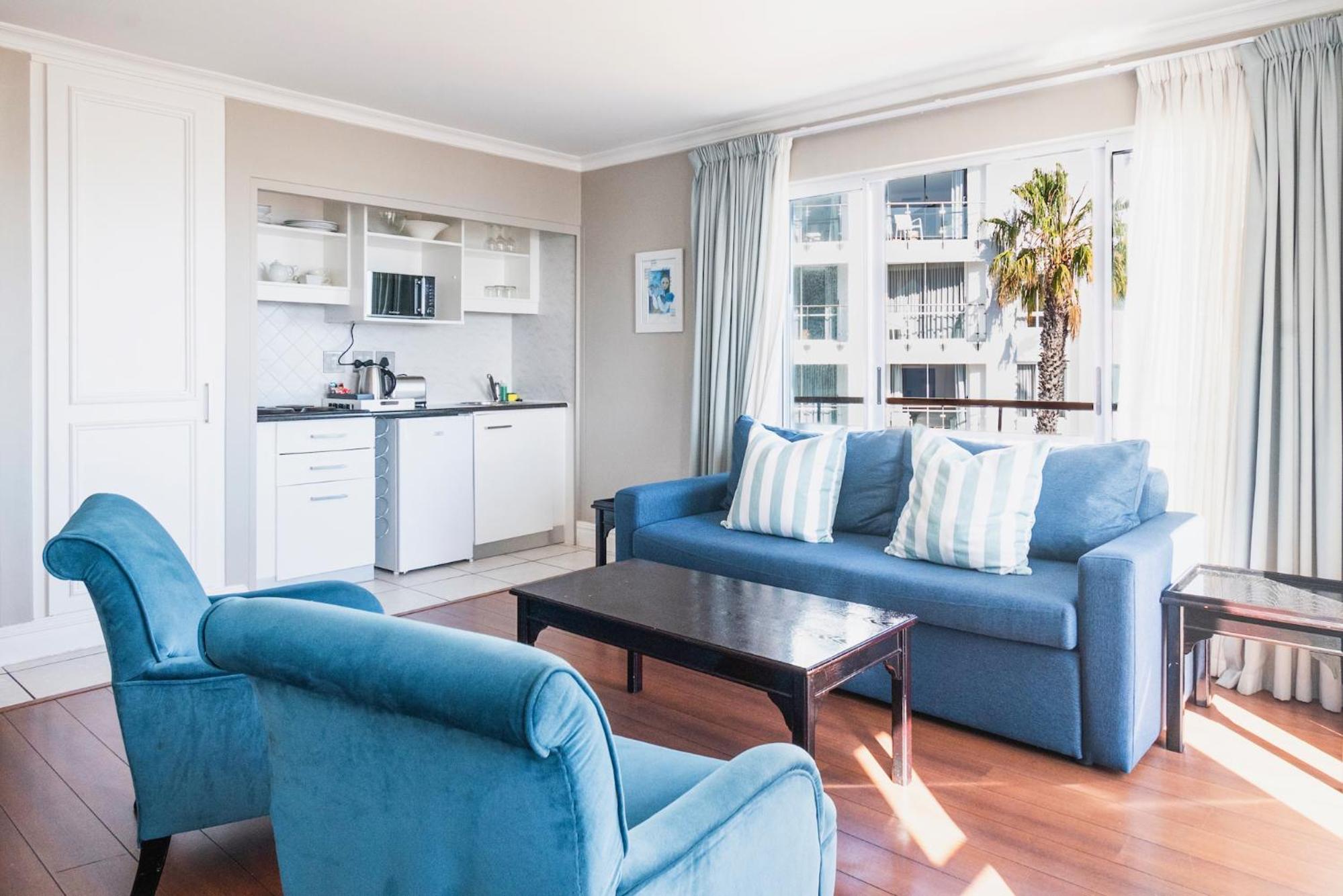 The Bantry Aparthotel 28/50