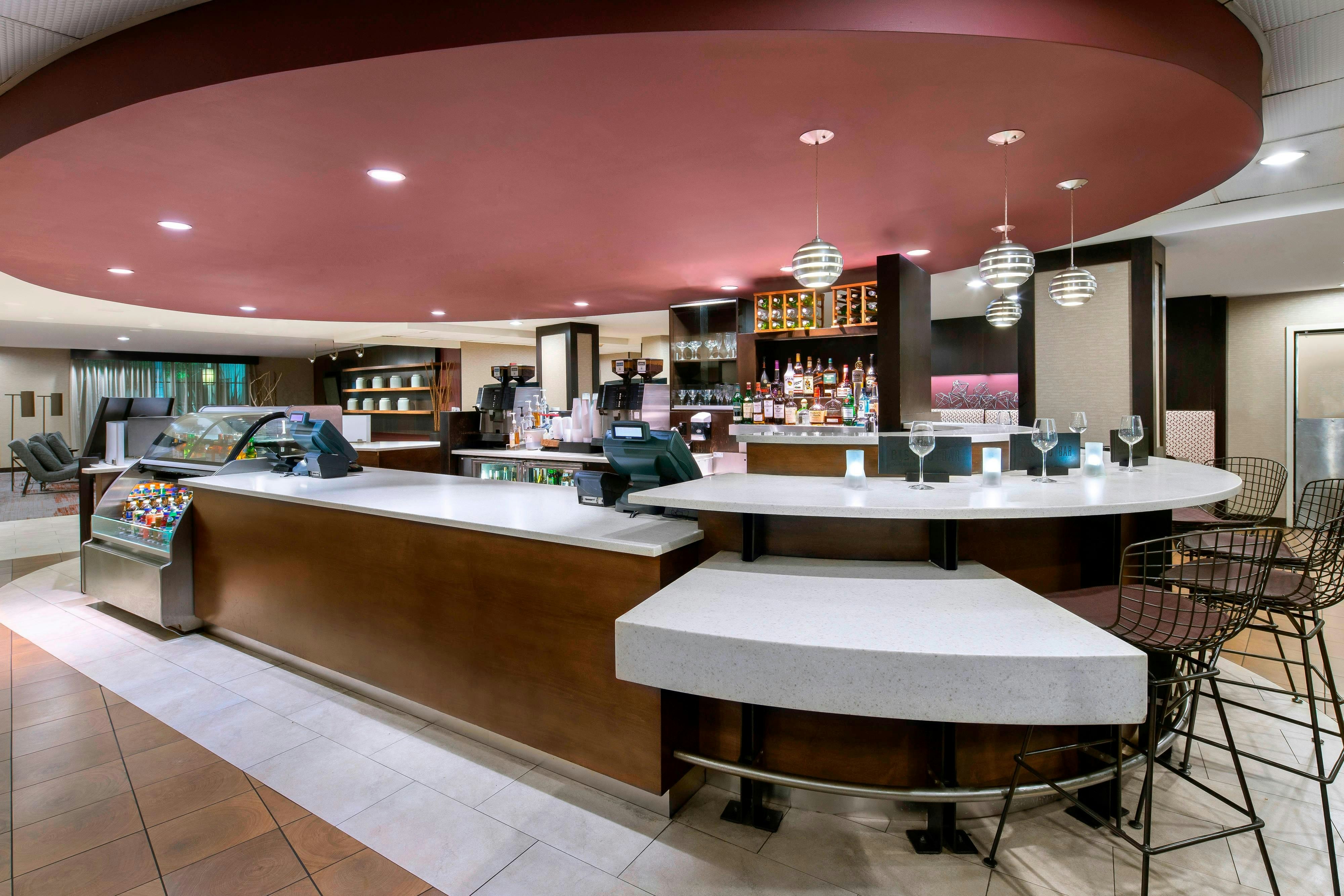 Courtyard By Marriott Old Pasadena 30/41