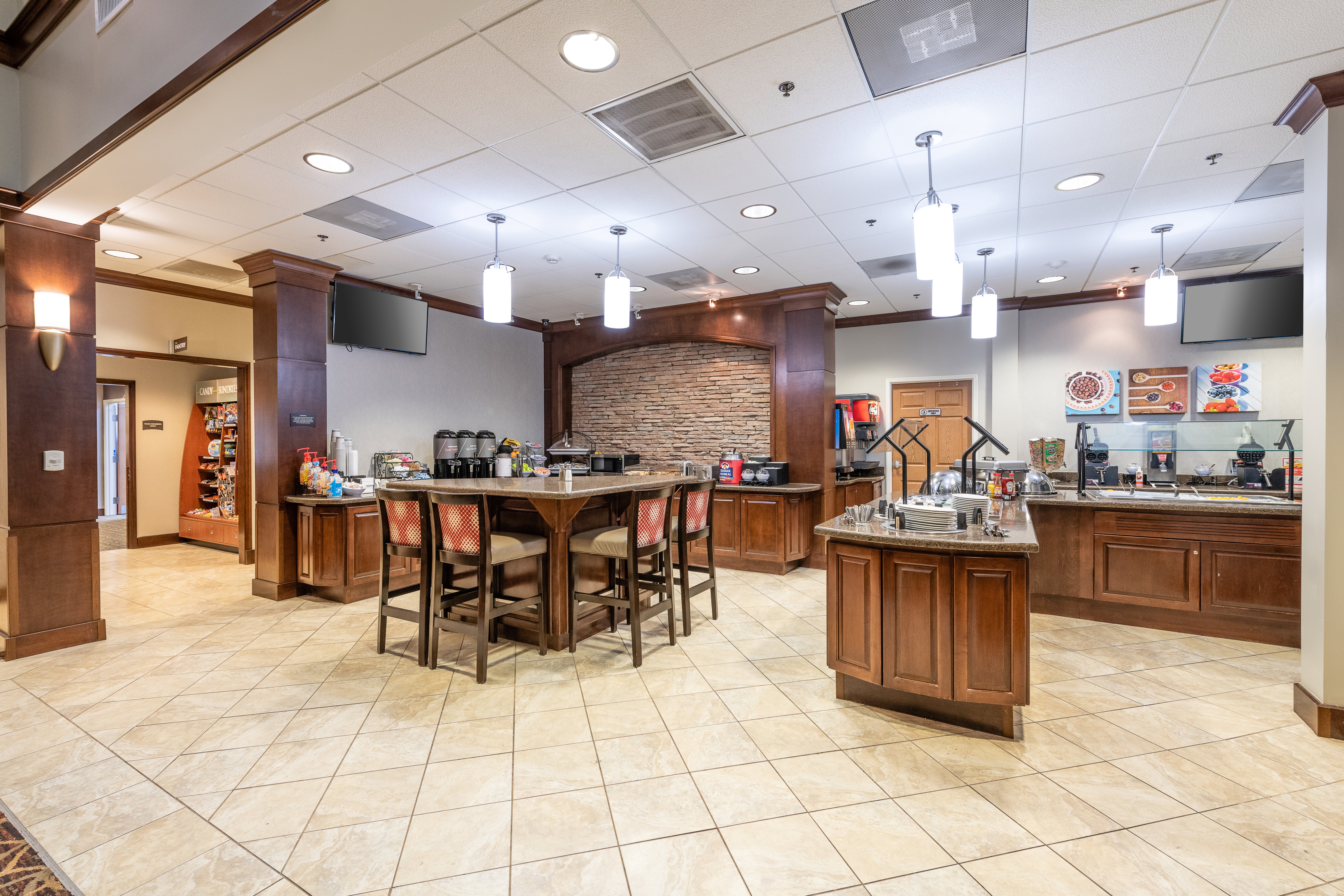 Staybridge Suites Charleston-Ashley Phosphate 36/50