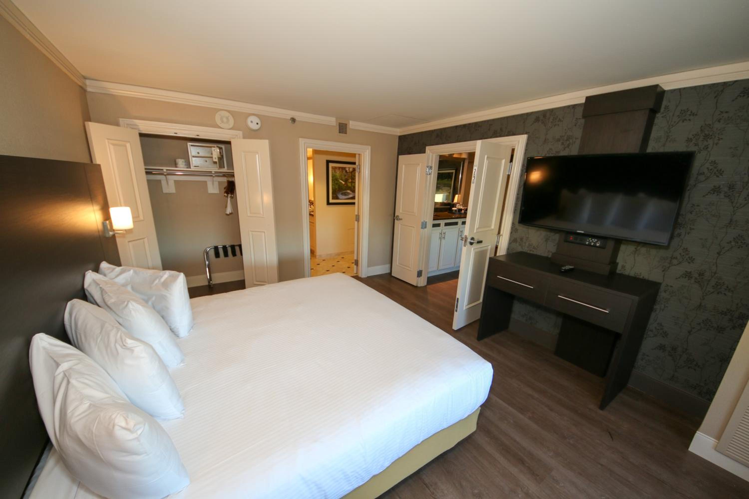 1 Bedroom, Suite