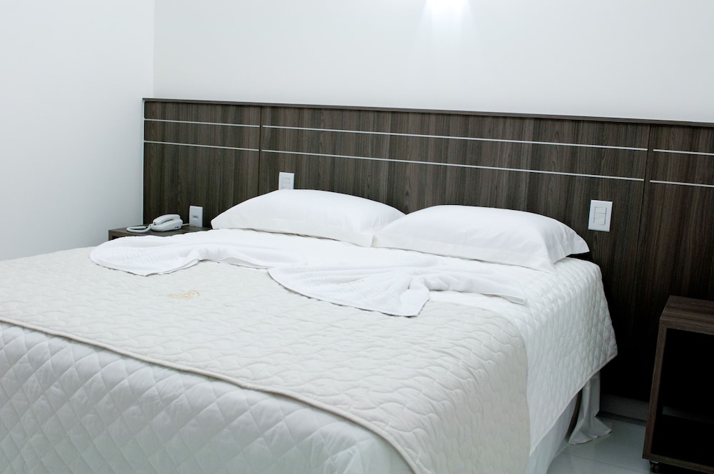 Roari Hotel 21/43