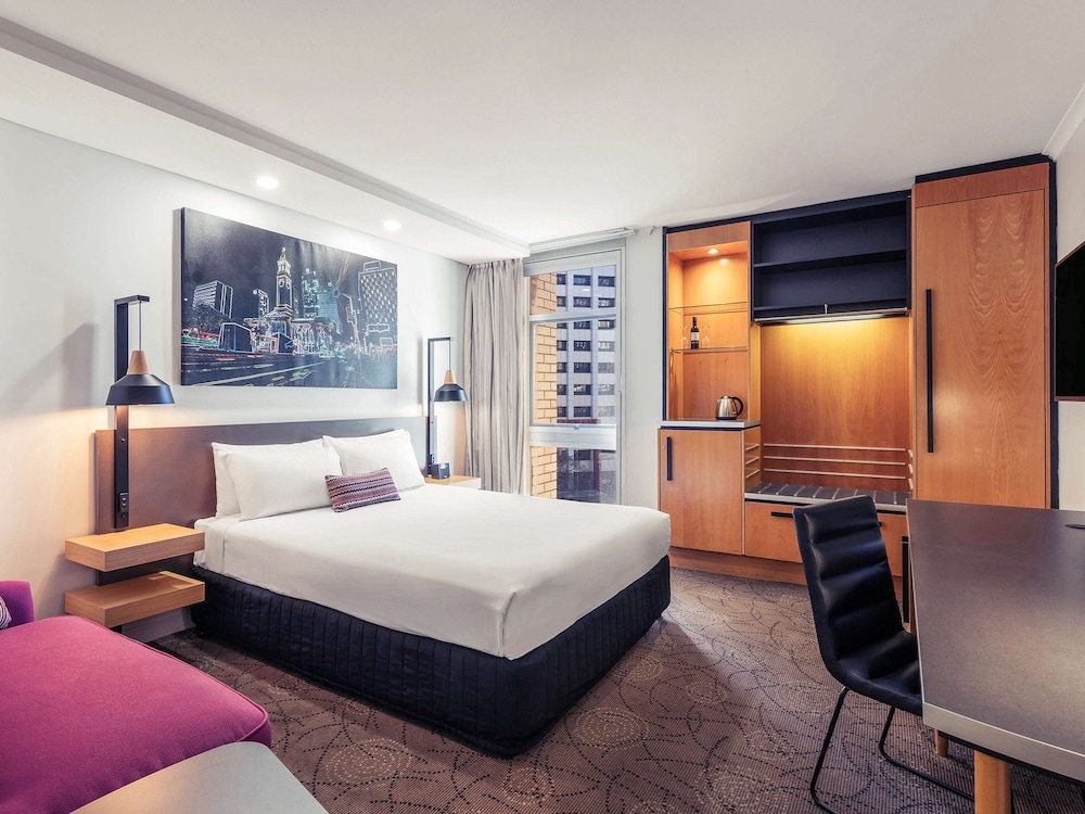 Mercure Brisbane King George Square 23/73
