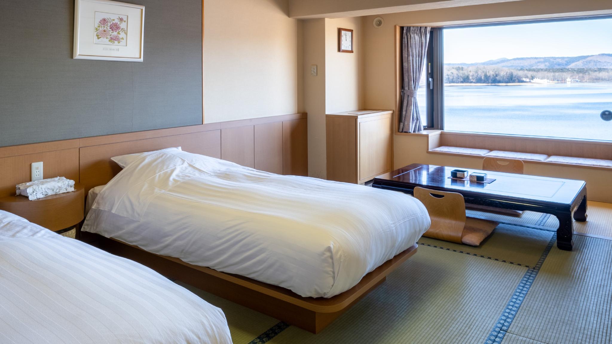 Japanese, Twin Beds, Lake Side, Lake View