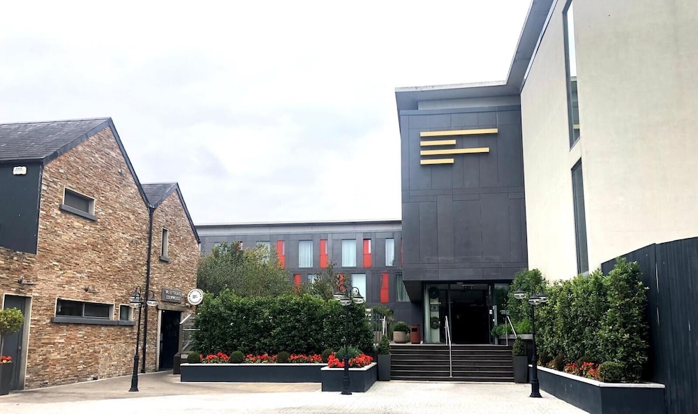 The Address Citywest 2/43