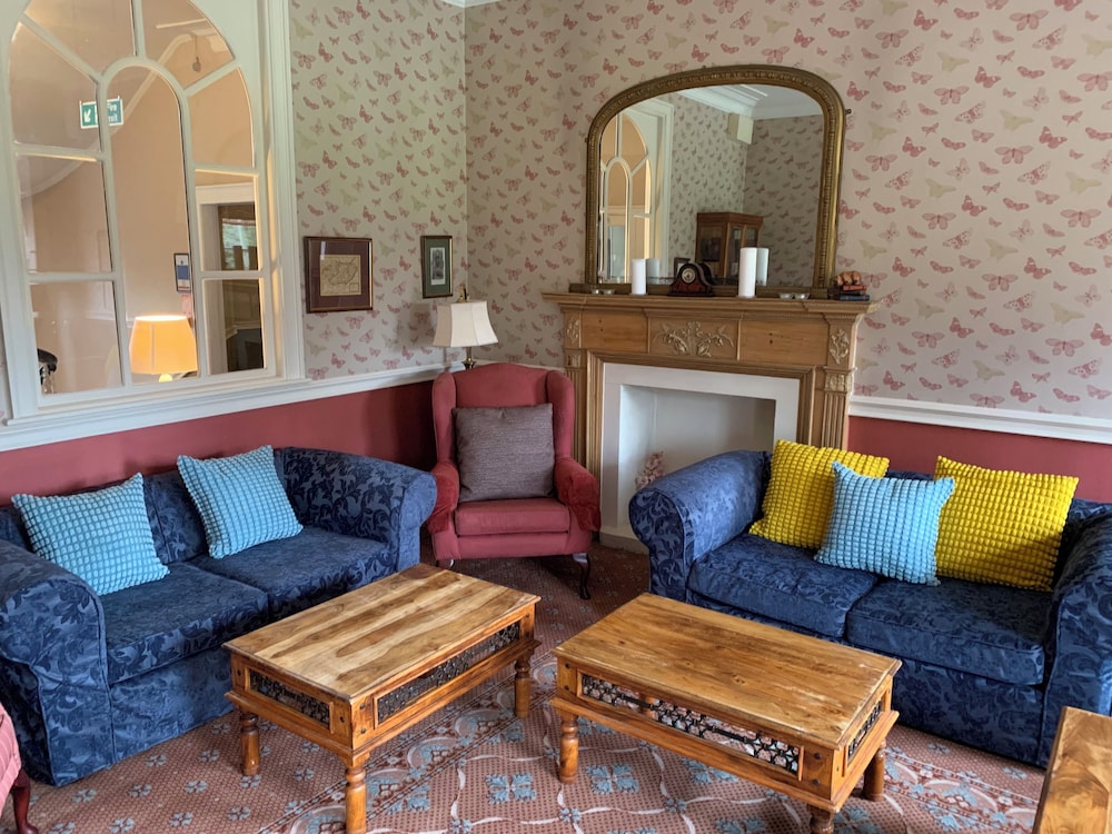 DRYBURGH ABBEY HOTEL 47/72