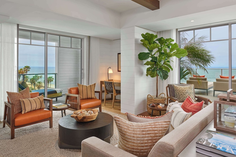 The Seabird Ocean Resort and Spa, Part of Destination Hotel by Hyatt 21/50