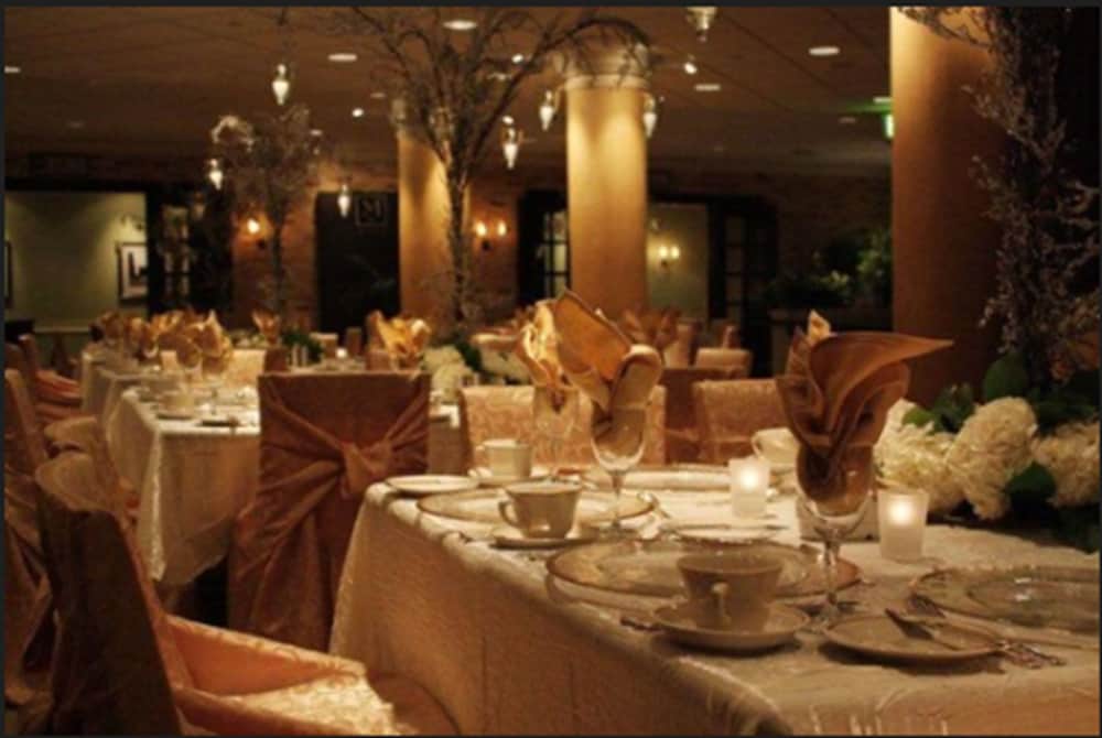 The Saint Paul Hotel 41/64