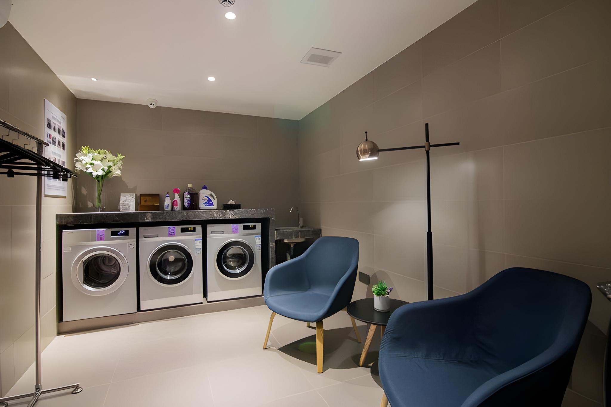 Home Inn Selected (Shanghai Raffles, North Bund) 13/42
