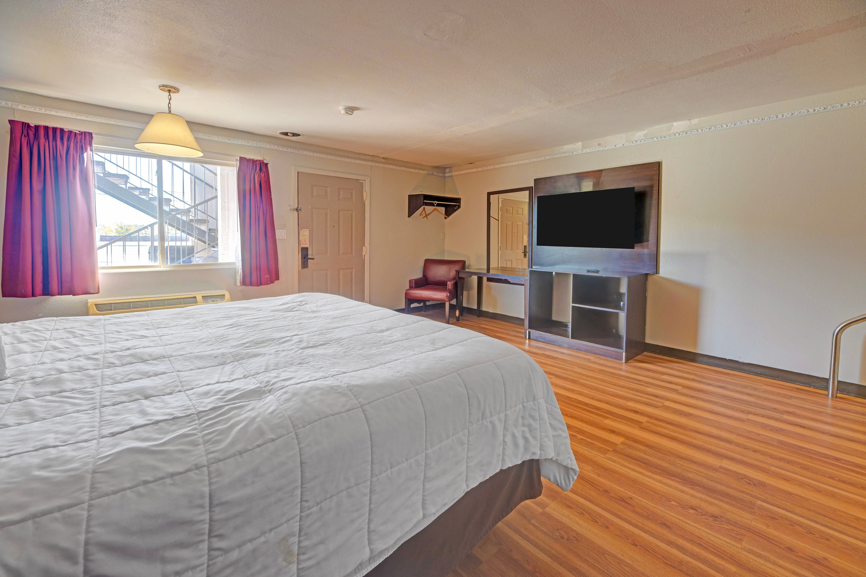 Travelers inn by OYO Wichita Falls 19/54