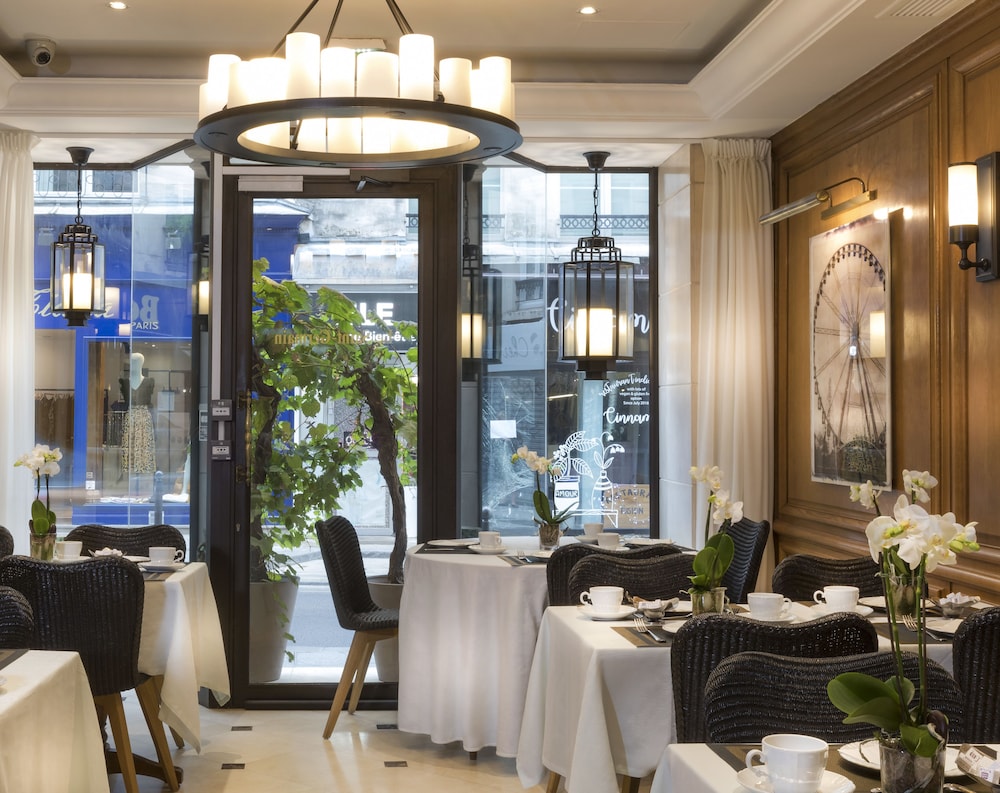 Dauphine Saint Germain Hotel 60/70