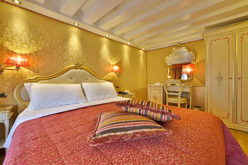 Hotel Olimpia Venice, BW Signature Collection 34/50