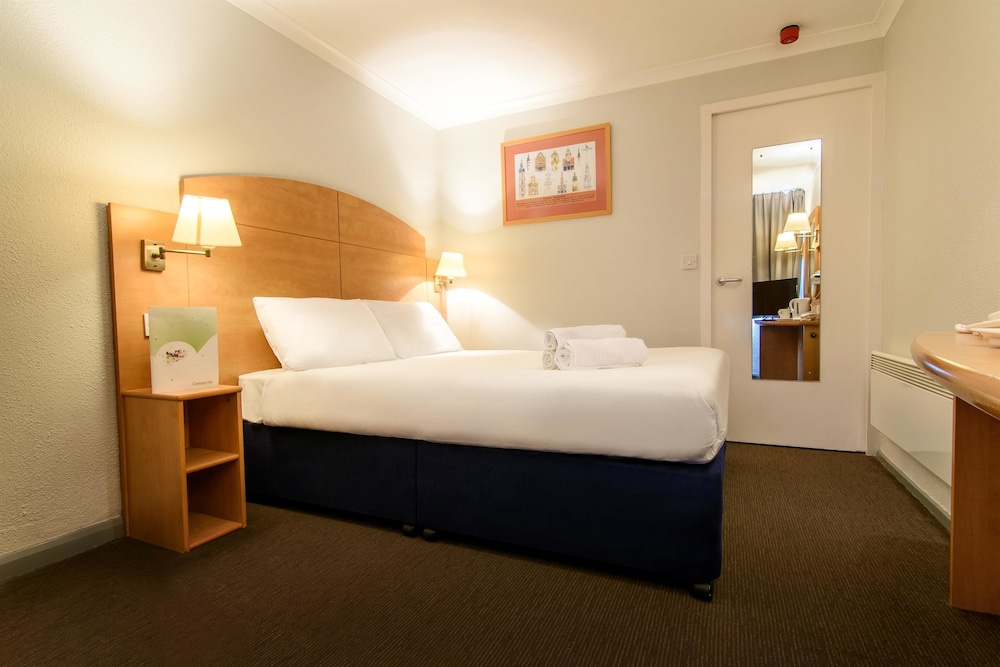 Travelodge Liverpool Central Queens Dock and Arena 4/27