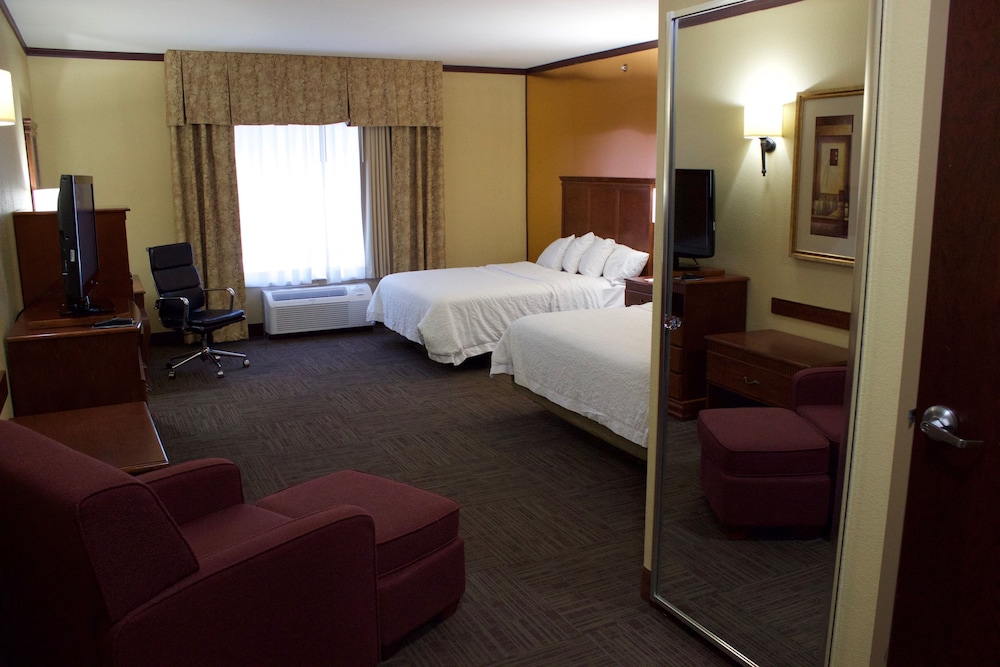 Hampton Inn Seguin 26/53