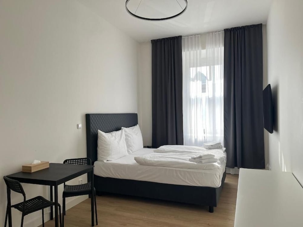 Figaro Suites 17/43