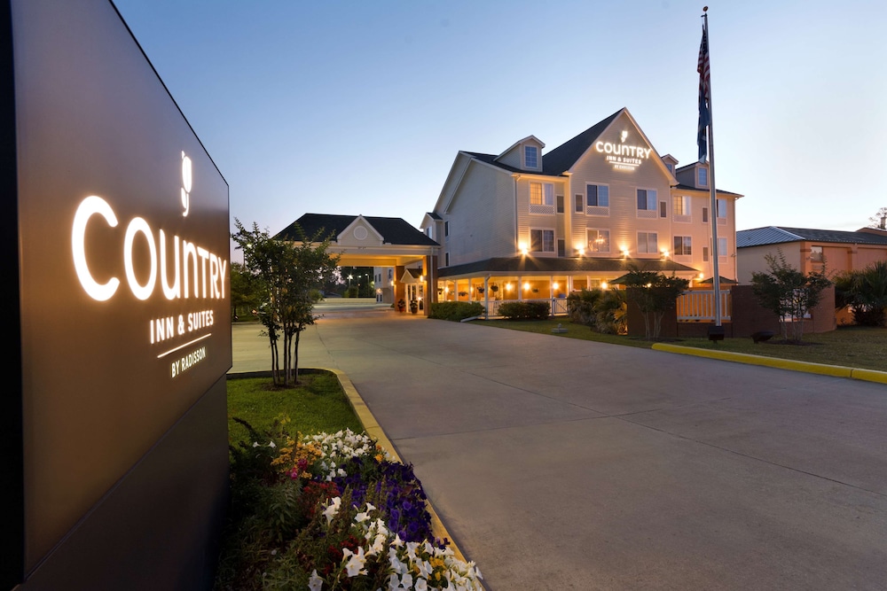 Country Inn and Suites By Radisson Covington LA 1/43