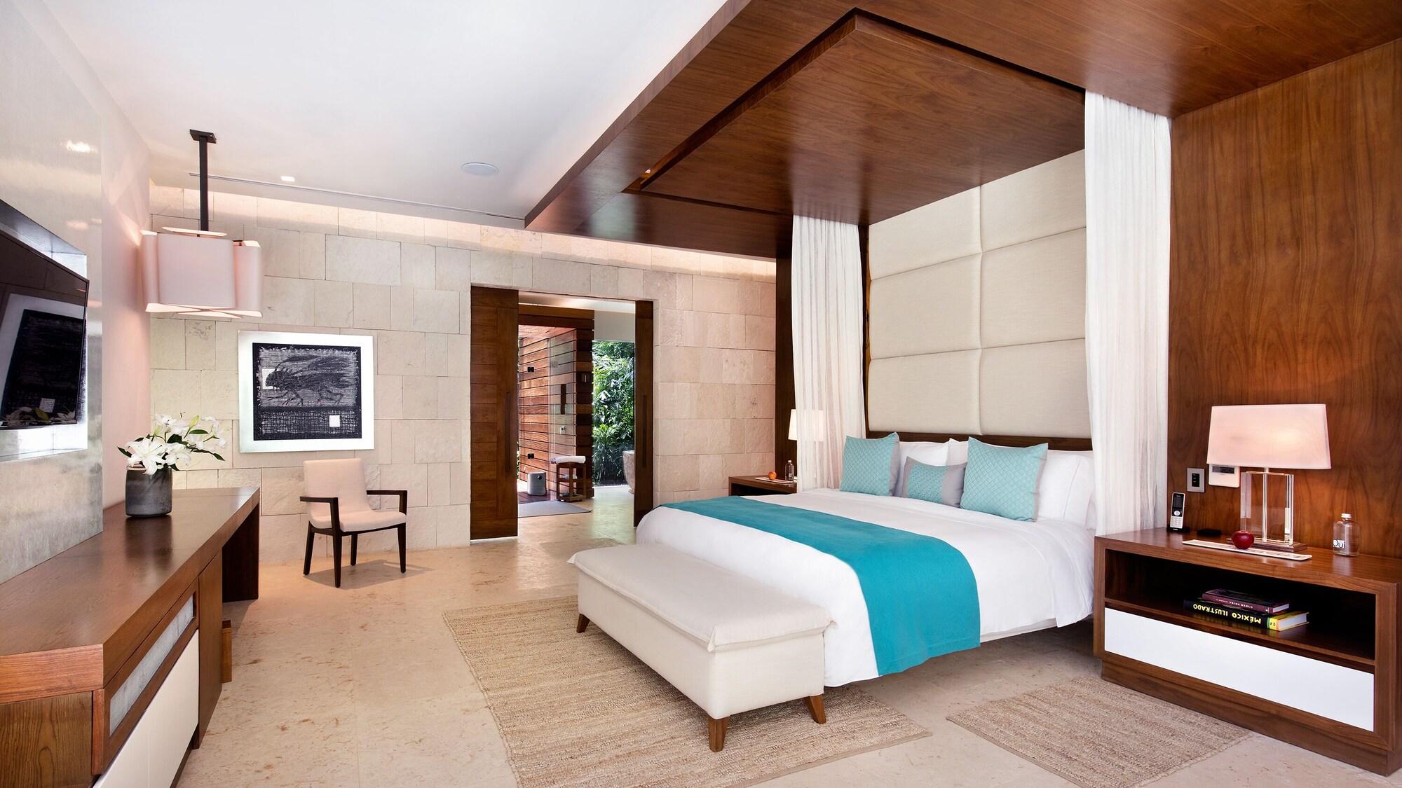 CASITA, KING BED