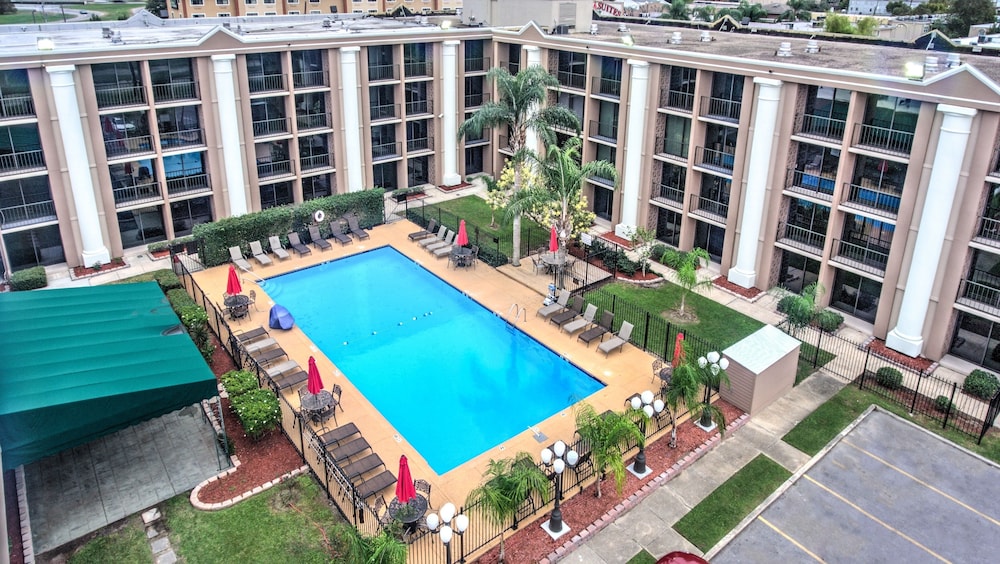 Ramada By Wyndham Metairie New Orleans Airport 6/31