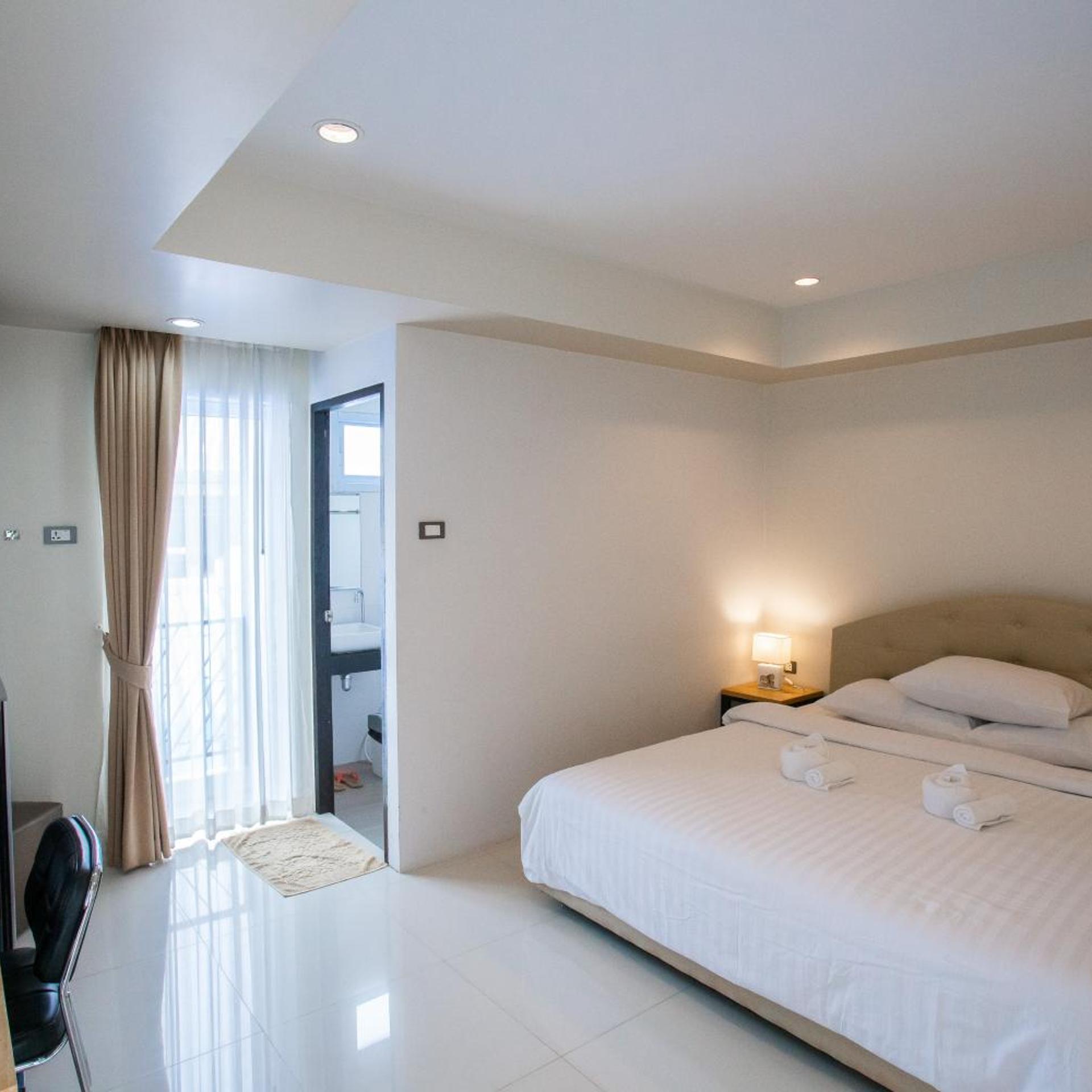 Le Neuf Nakorn Lampang 10/63