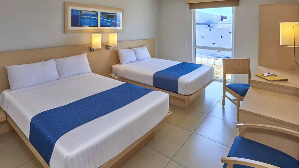 City Express by Marriott Manzanillo 9/50
