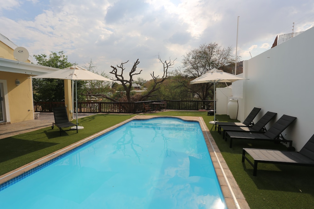 Villa Moringa Guesthouse 36/42