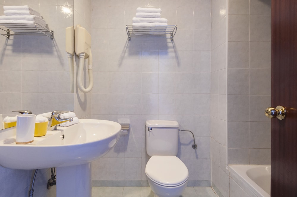 Sliema Hotel by ST Hotels 12/36
