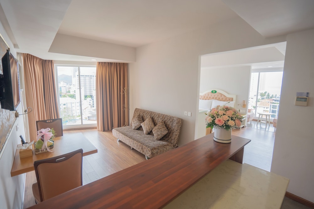 Isena Nha Trang Hotel 33/45