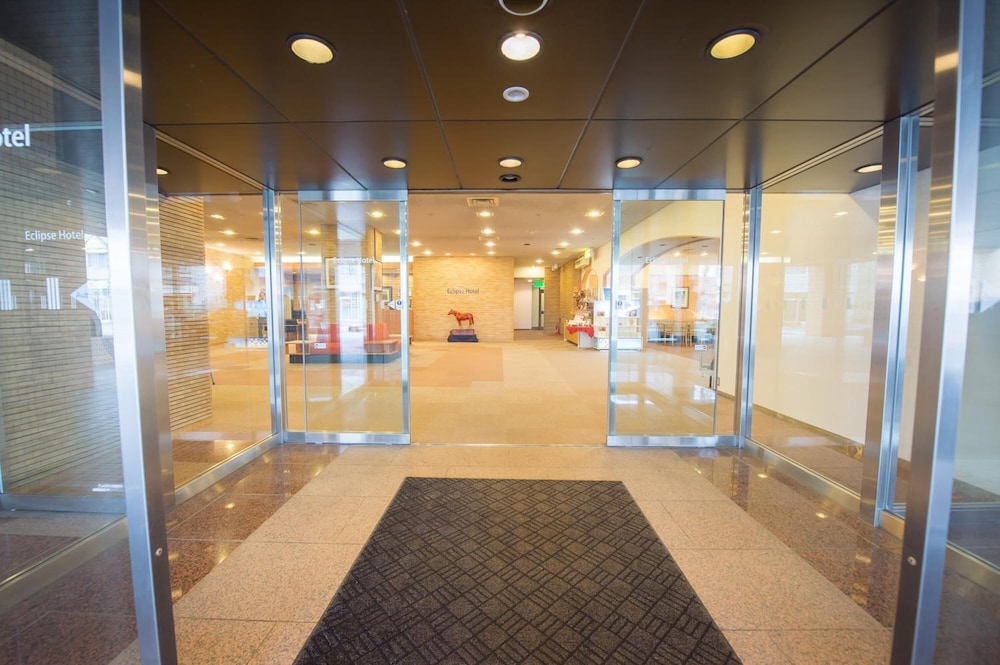 Shizunai Eclipse Hotel 44/61
