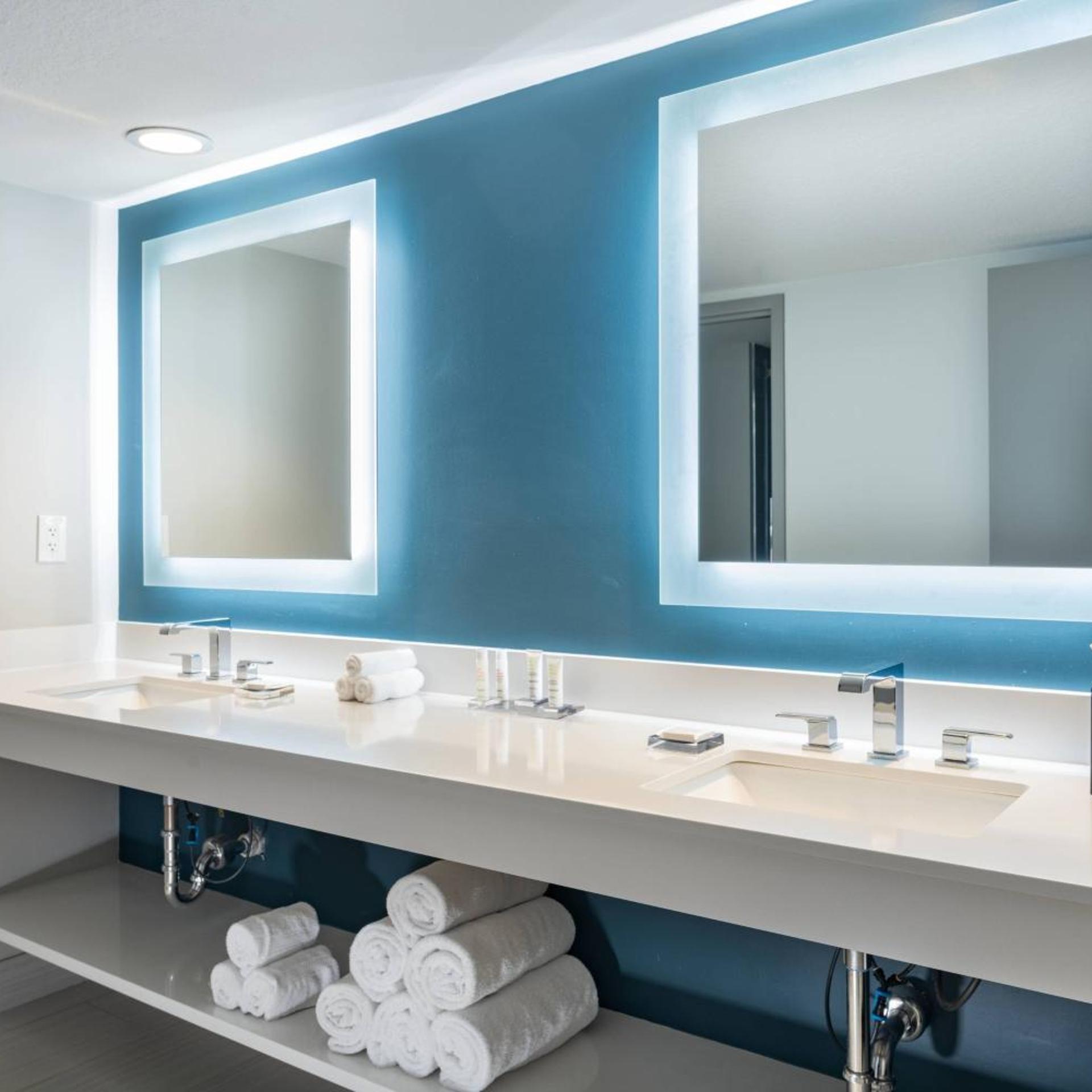 Studio, Suite, King Bed, Resort View, Sofa، Marriott Sanibel Harbour Resort And Spa 3/6