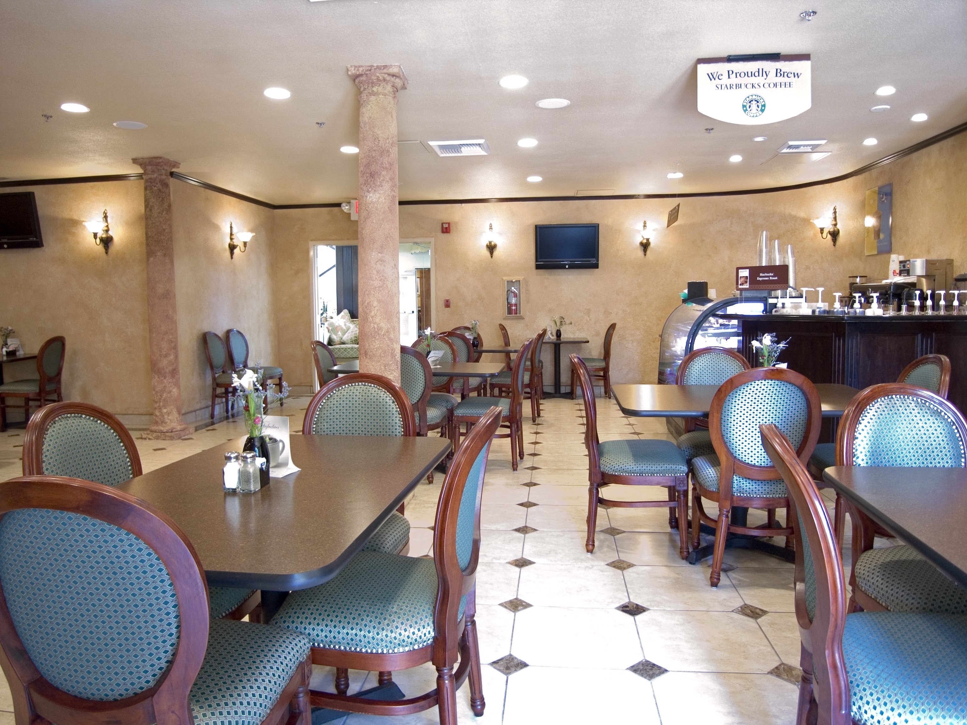 Holiday Inn Sacramento Rancho Cordova 63/77