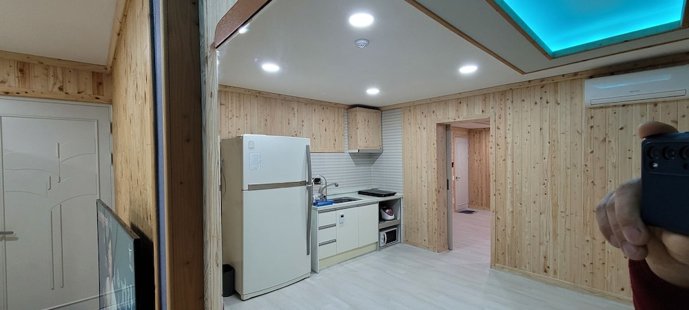 Hadong Rg Pension 27/50