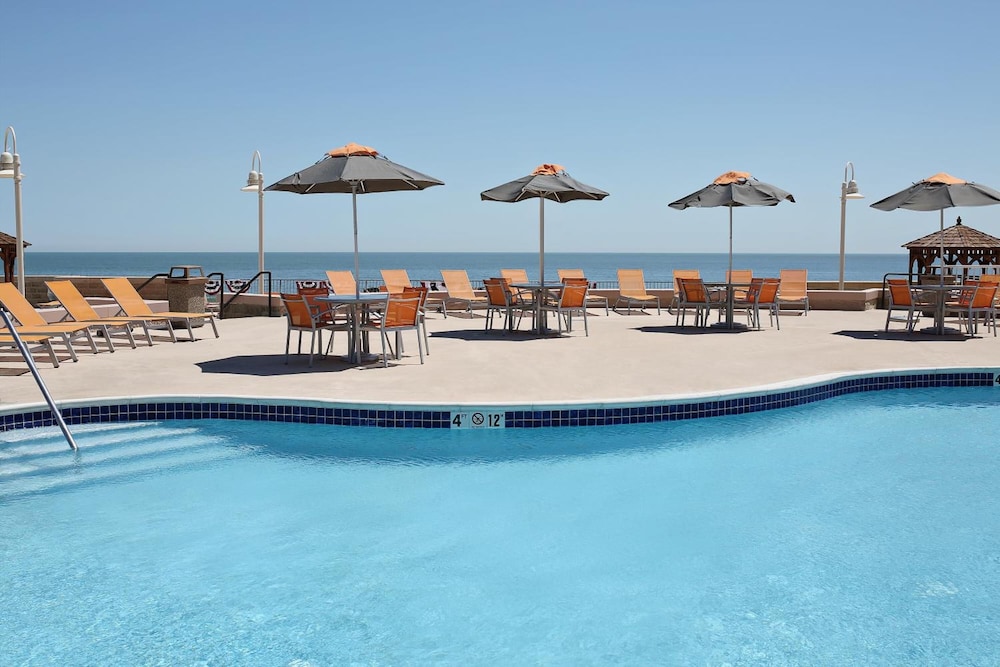 Boardwalk Resorts at Atlantic Palace 31/34