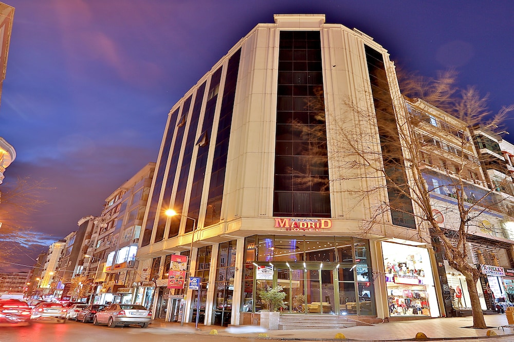 Grand Madrid Hotel 2/34